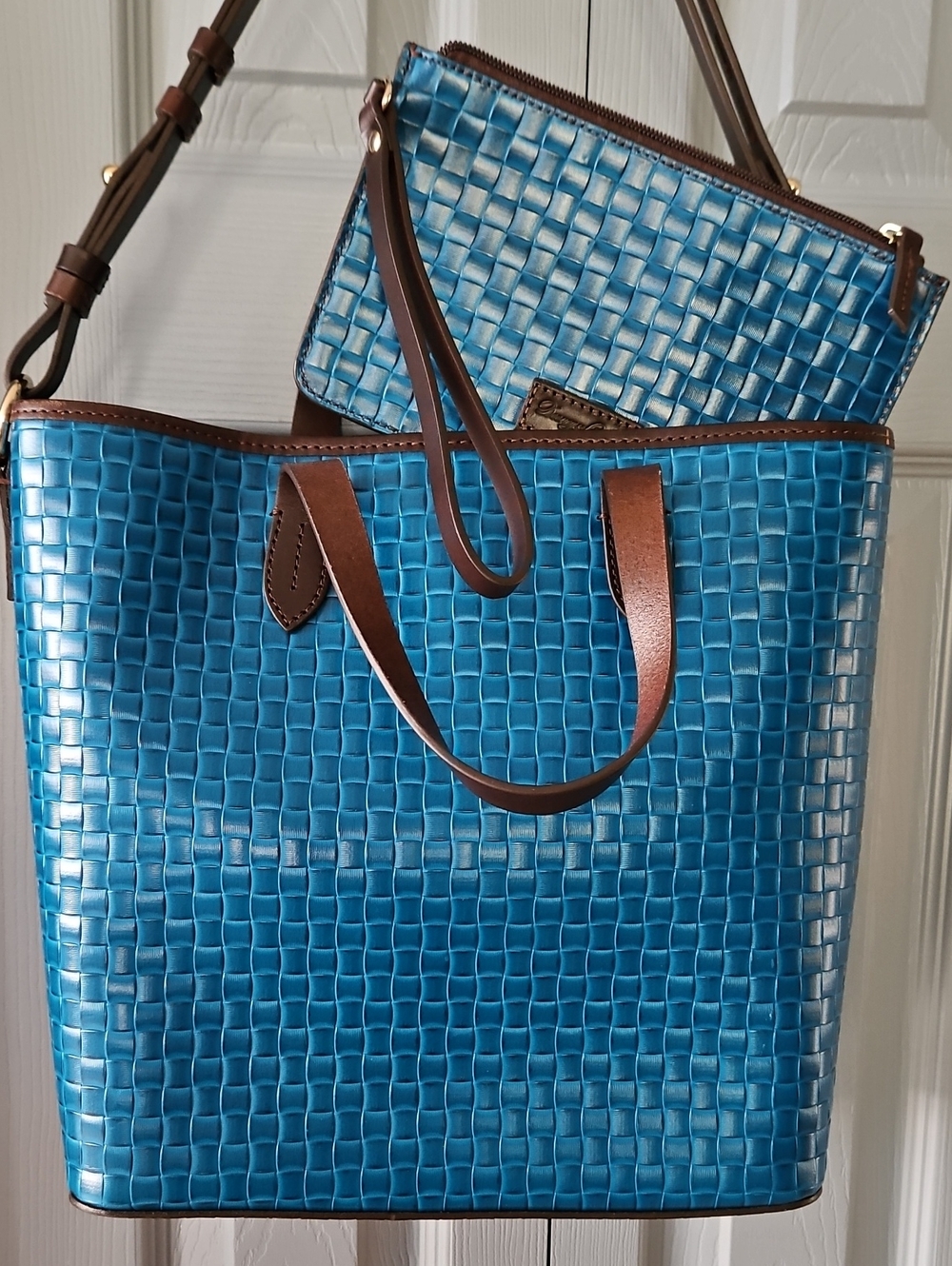 NWT  Dooney & Bourke Liliana Woven Leather Satchel with Matching Purse - Picture 2 of 16